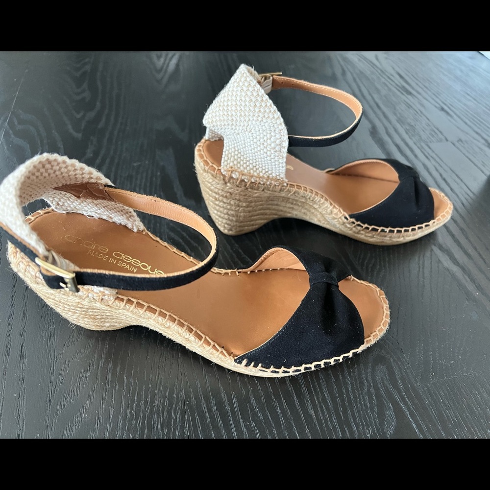 Andre Assous Laetia-AA black suede Wedge. Brand New with Box size 10 - Picture 4 of 4